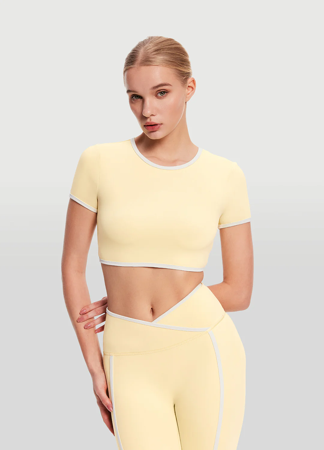 Casual Cropped T-Shirt - Image 4