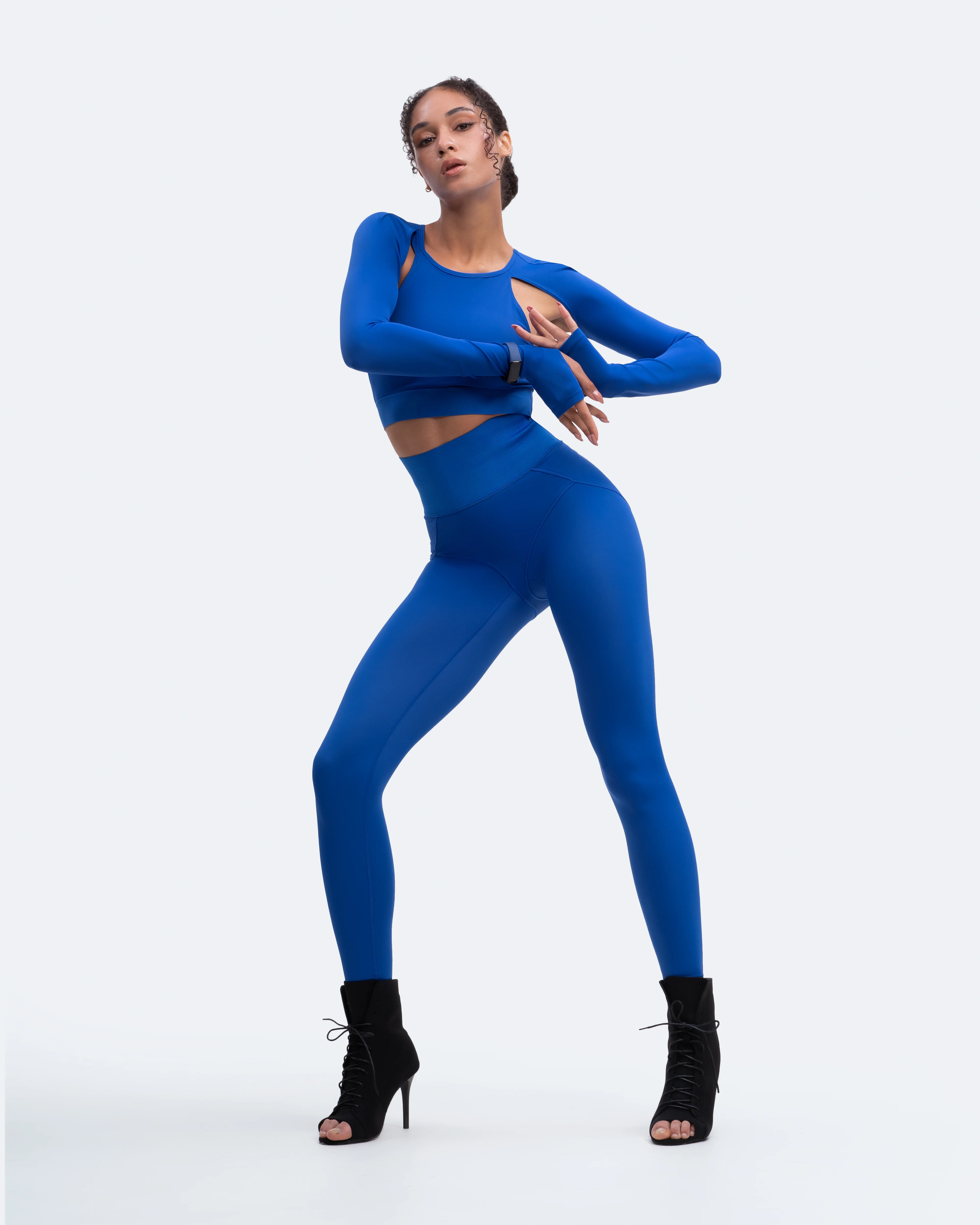 Shoulder Cut-Out Crop Top - Image 4